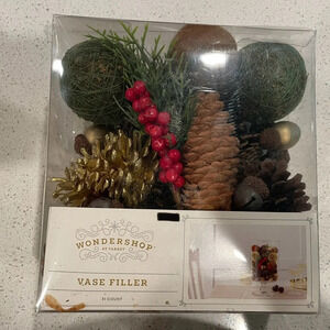 Wondershop vase filler 31 count